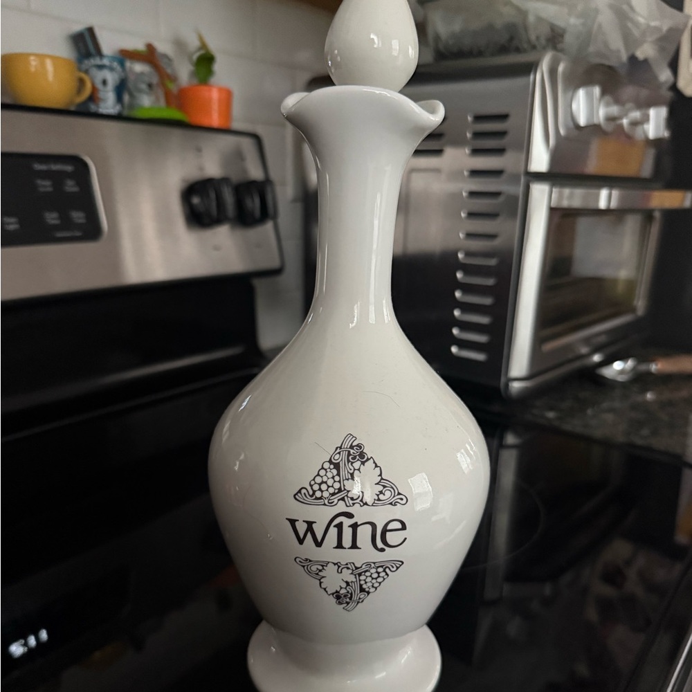 Authentic Burleigh Wine Decanter